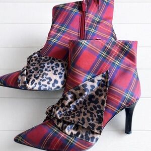 Torrid x Betsey Johnson Red Plaid Leopard Bow Booties 10W wide high heel Holiday